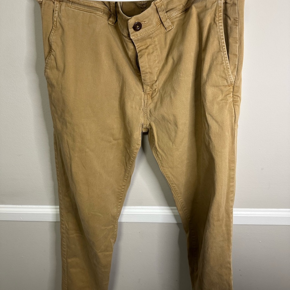 American Eagle Outfitters Men's Khaki Chinos